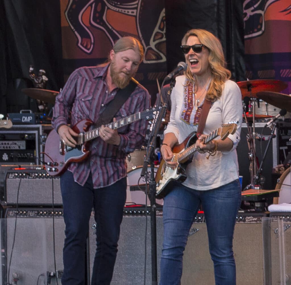 Tedeschi Trucks Band Live From The Fox Oakland 2cd Audiophile News And Music Review 